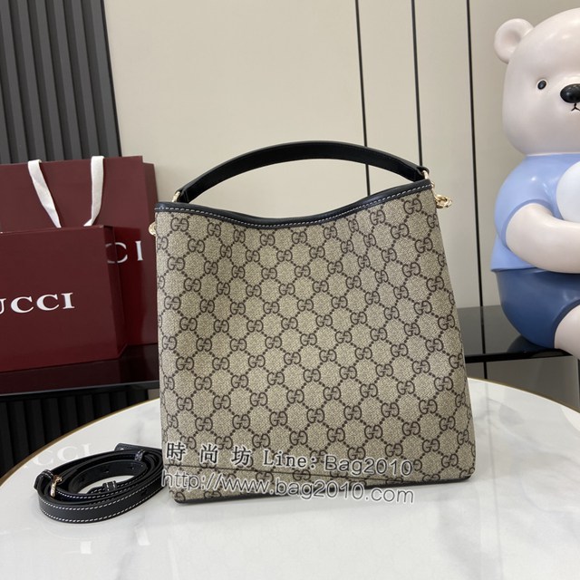 Gucci專櫃古馳最新款Emblem系列小號肩背包 jh2372型號：815103
